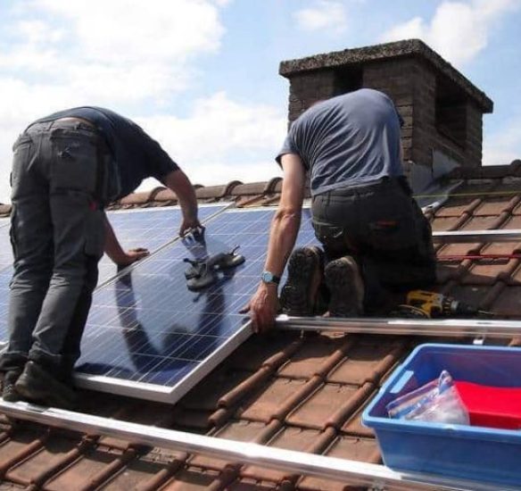 solar-panels-roof-home-770x500